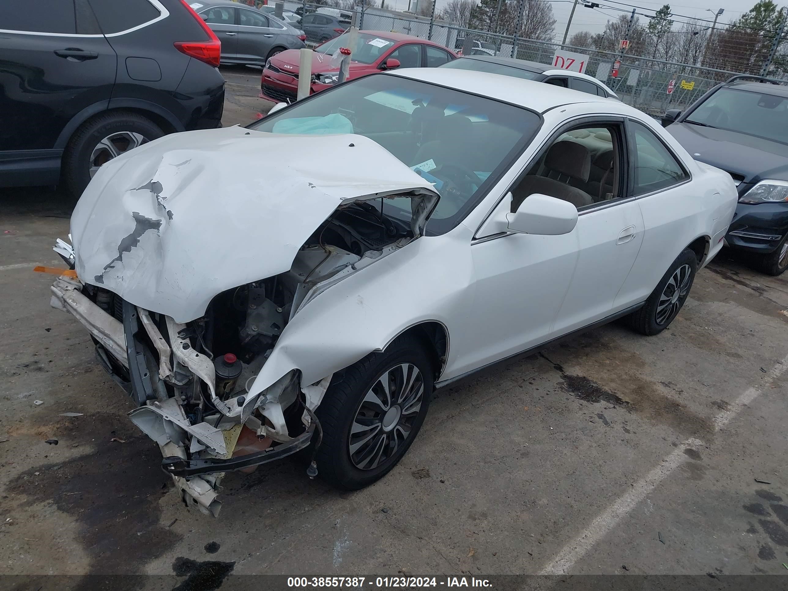 Photo 1 VIN: 1HGCG3249XA026595 - HONDA ACCORD 