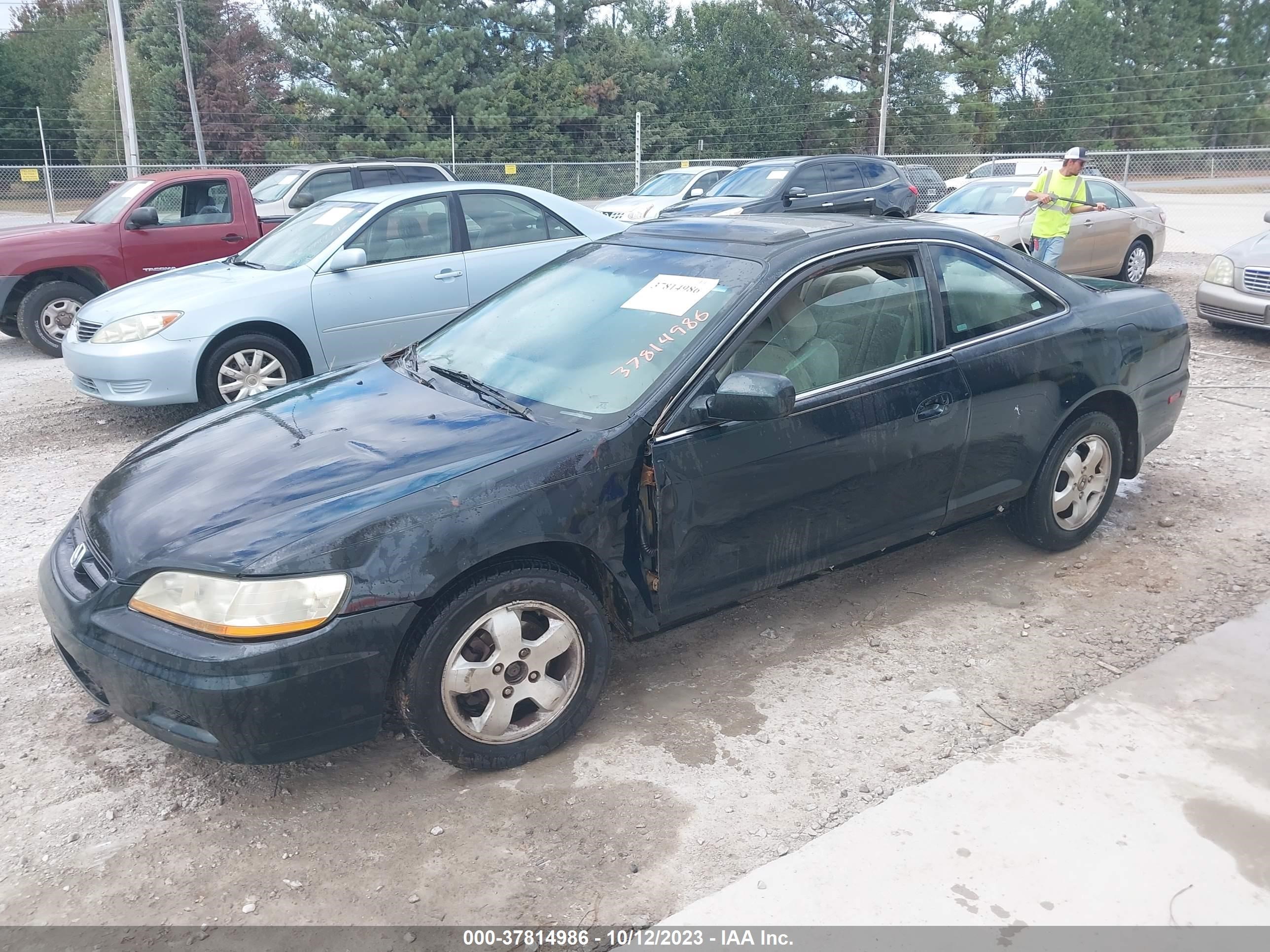 Photo 1 VIN: 1HGCG32521A021268 - HONDA ACCORD 