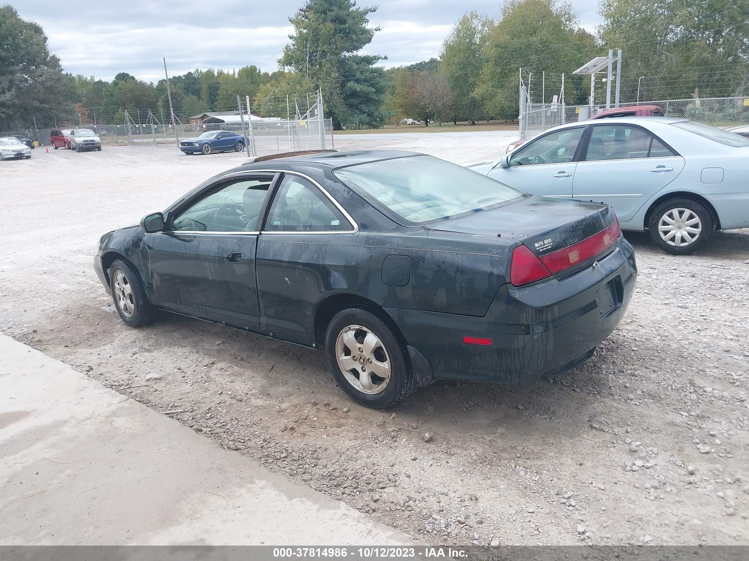 Photo 2 VIN: 1HGCG32521A021268 - HONDA ACCORD 