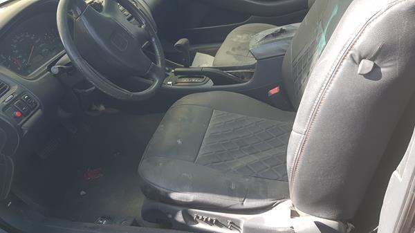 Photo 10 VIN: 1HGCG3254YA801508 - HONDA ACCORD 