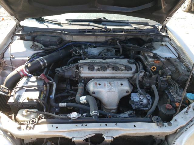 Photo 10 VIN: 1HGCG3257YA023740 - HONDA ACCORD 