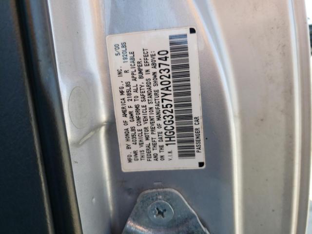 Photo 11 VIN: 1HGCG3257YA023740 - HONDA ACCORD 