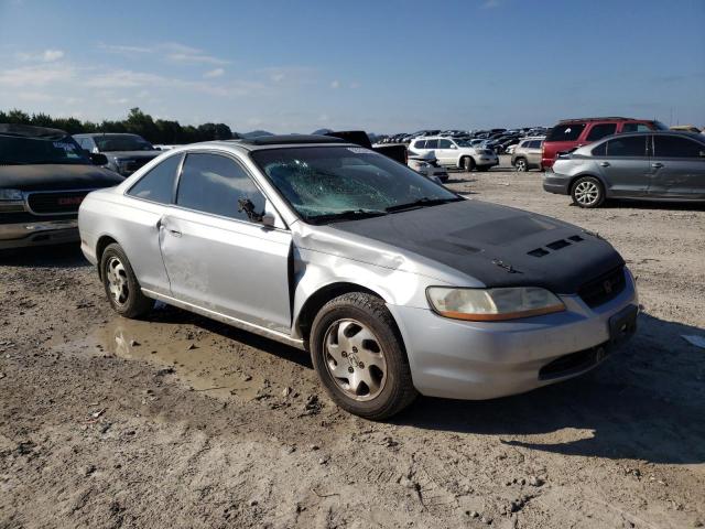 Photo 3 VIN: 1HGCG3257YA023740 - HONDA ACCORD 