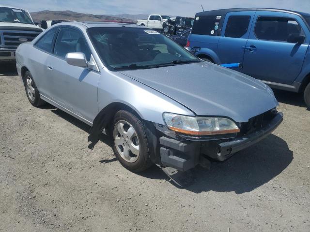 Photo 3 VIN: 1HGCG32581A033117 - HONDA ACCORD 