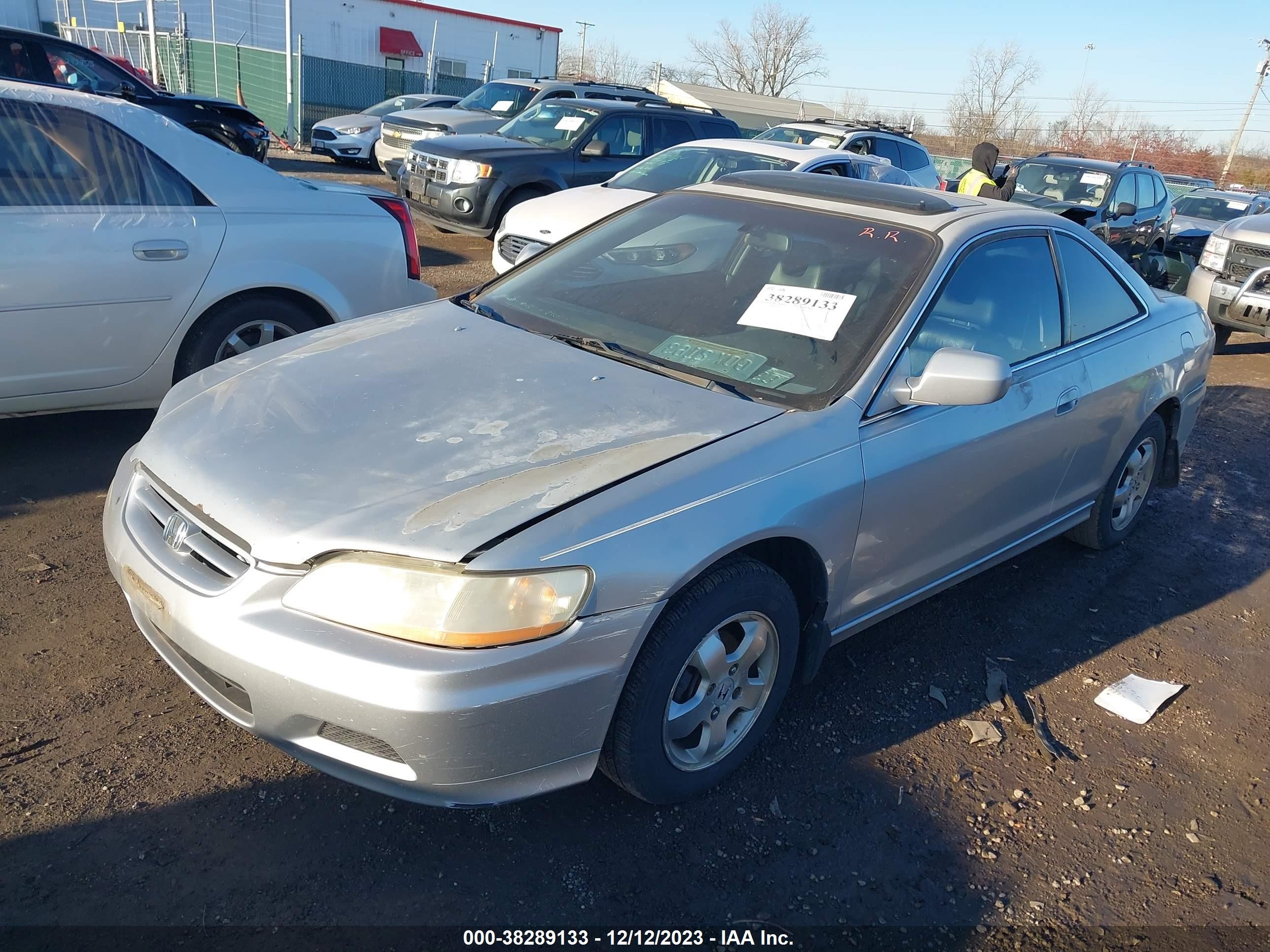 Photo 1 VIN: 1HGCG32762A015752 - HONDA ACCORD 