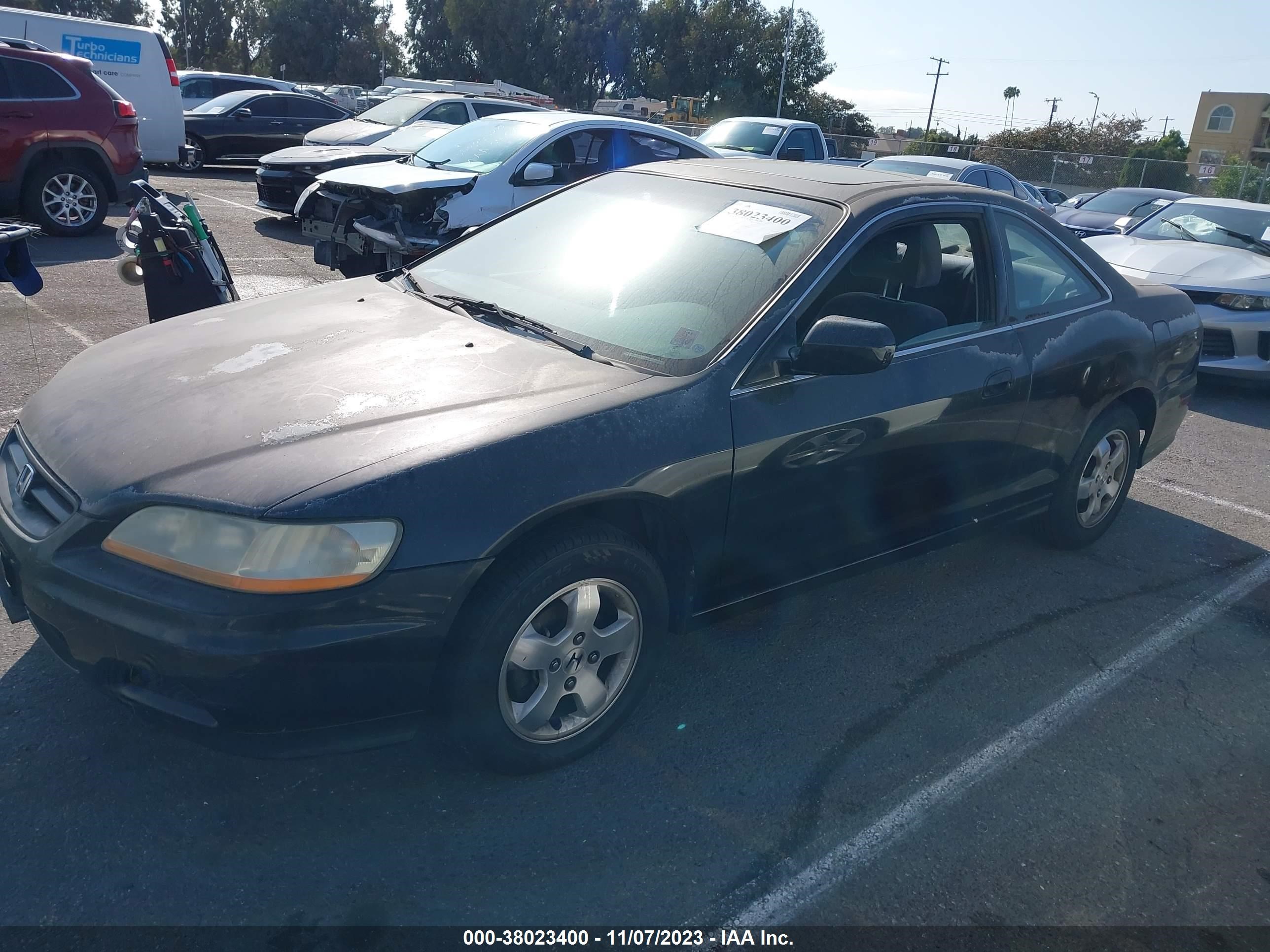 Photo 1 VIN: 1HGCG32782A032956 - HONDA ACCORD 