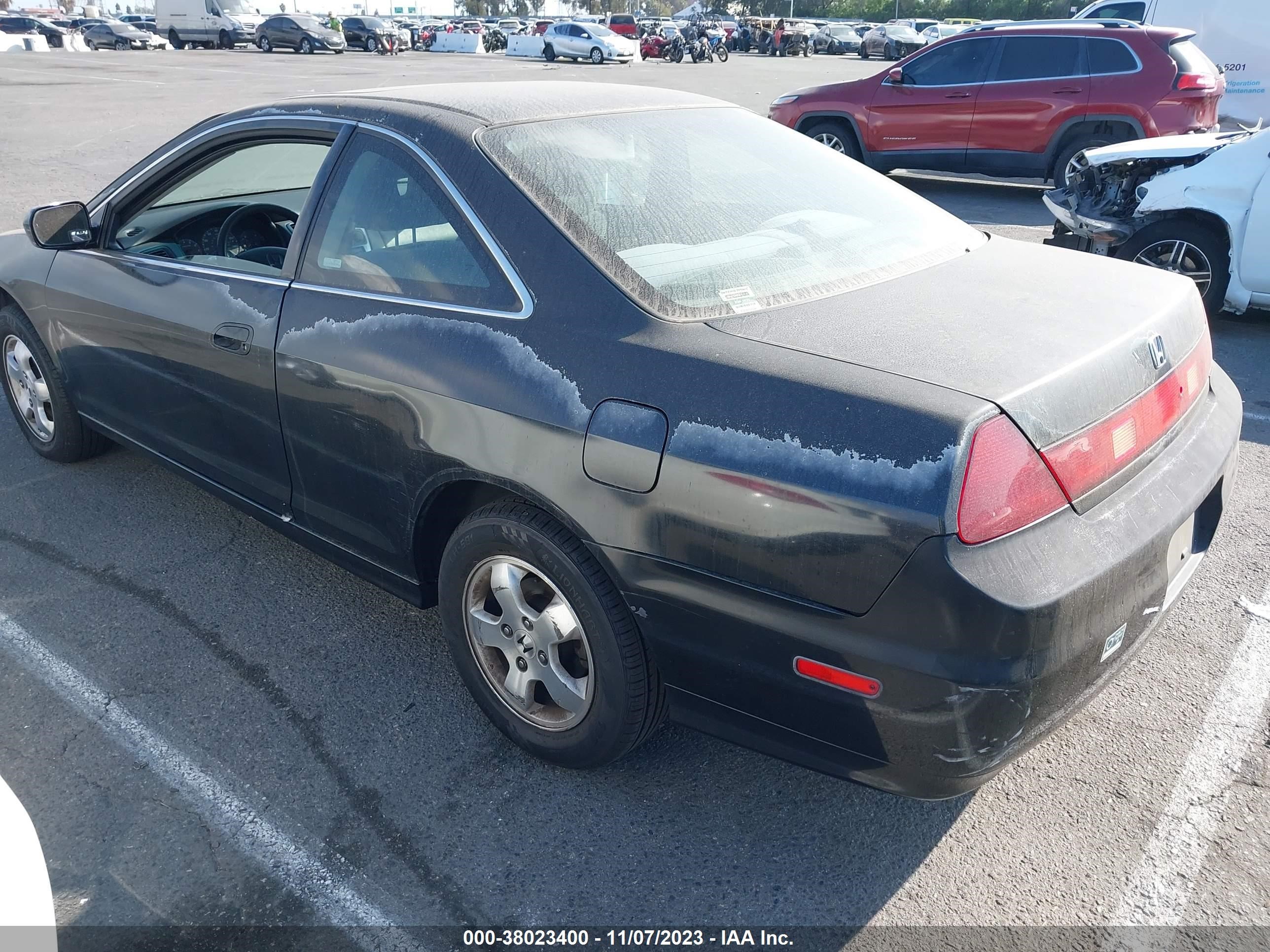 Photo 2 VIN: 1HGCG32782A032956 - HONDA ACCORD 