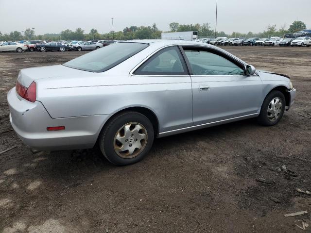 Photo 2 VIN: 1HGCG327XYA028884 - HONDA ACCORD EX 