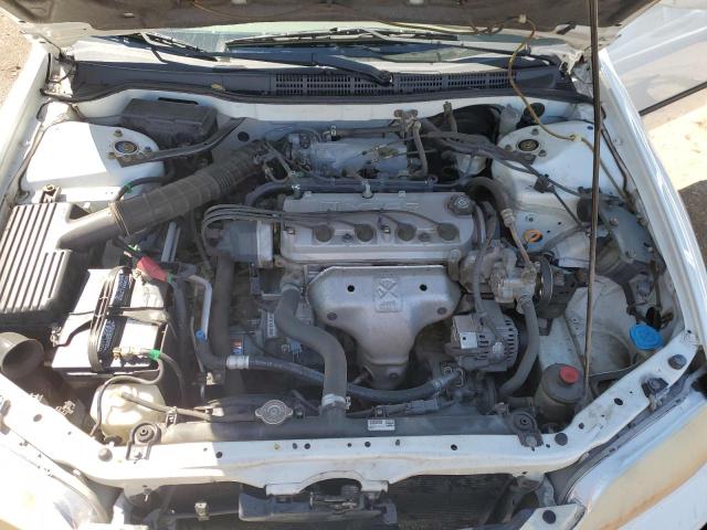 Photo 10 VIN: 1HGCG5540YA020113 - HONDA ACCORD LX 