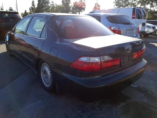 Photo 2 VIN: 1HGCG5542XA141742 - HONDA ACCORD LX 