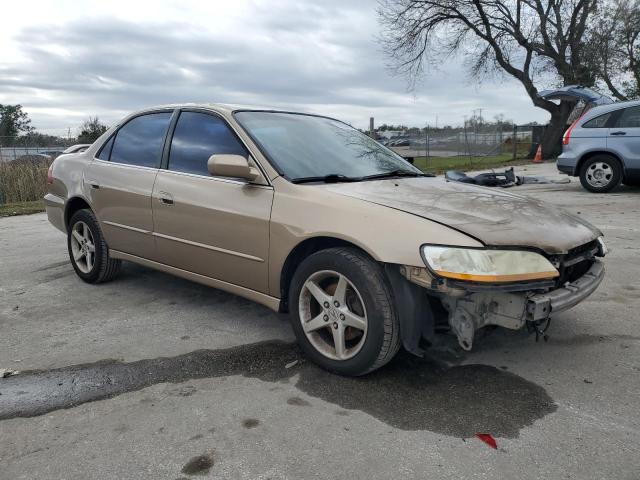 Photo 3 VIN: 1HGCG5544WA097533 - HONDA ACCORD 