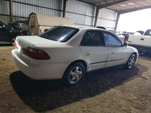 Photo 2 VIN: 1HGCG5548YA051030 - HONDA ACCORD 