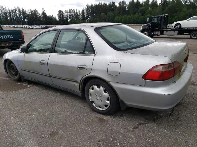 Photo 1 VIN: 1HGCG554XWA013084 - HONDA ACCORD LX 