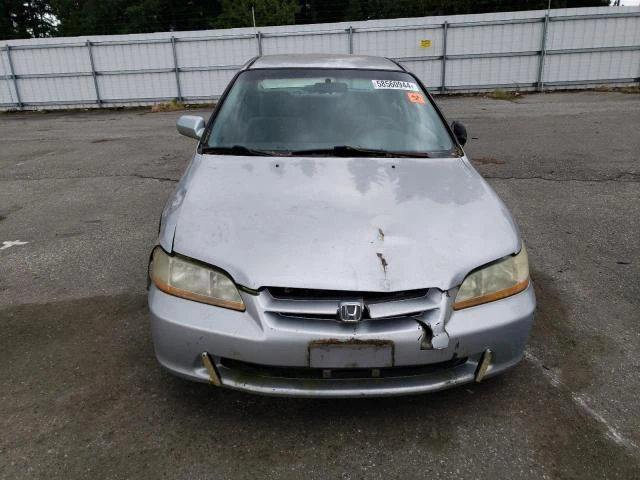 Photo 4 VIN: 1HGCG554XWA013084 - HONDA ACCORD LX 