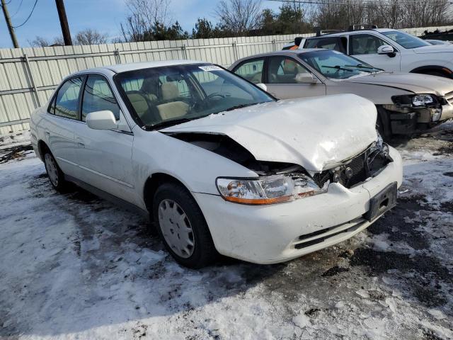 Photo 3 VIN: 1HGCG56402A036124 - HONDA ACCORD 