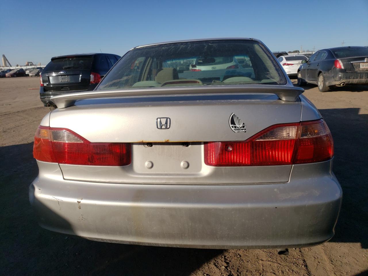 Photo 5 VIN: 1HGCG5640WA248477 - HONDA ACCORD 