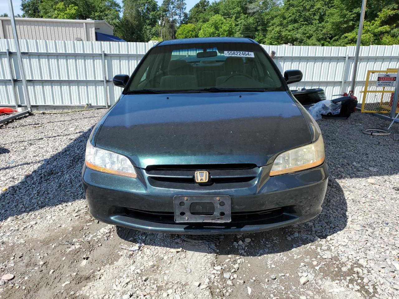 Photo 4 VIN: 1HGCG5640WA267577 - HONDA ACCORD 