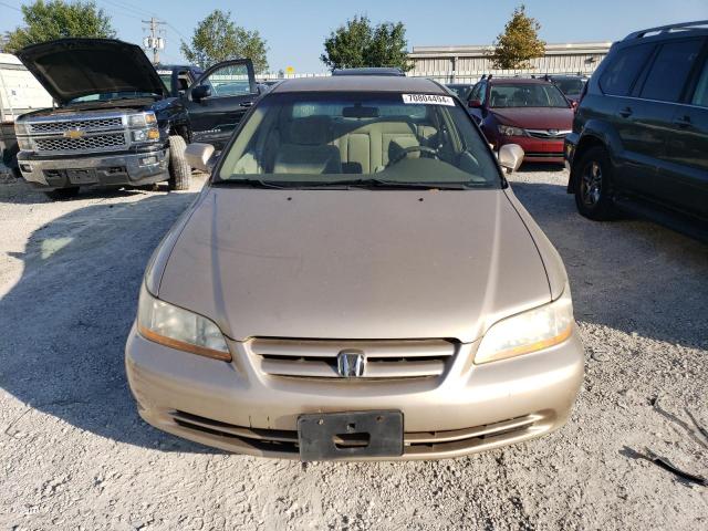 Photo 4 VIN: 1HGCG56411A047230 - HONDA ACCORD 