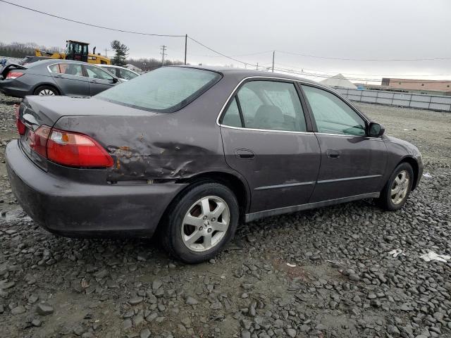 Photo 2 VIN: 1HGCG5641WA148663 - HONDA ACCORD 