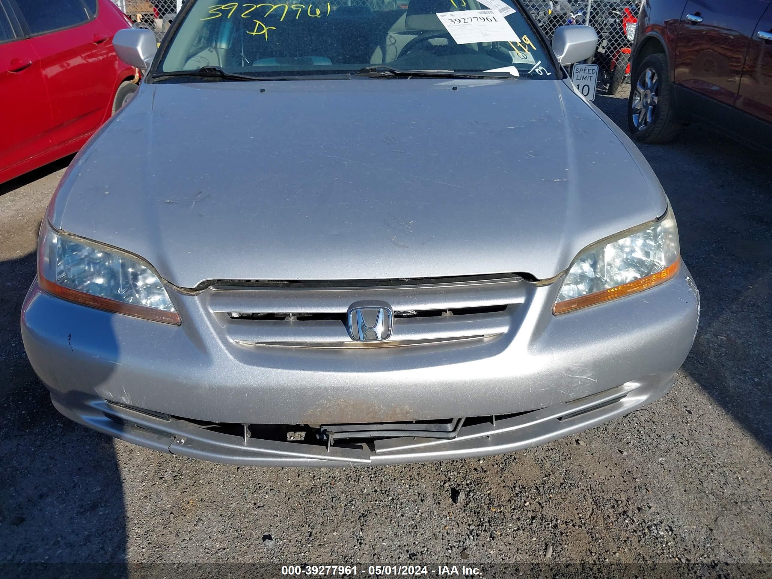 Photo 5 VIN: 1HGCG56422A037727 - HONDA ACCORD 