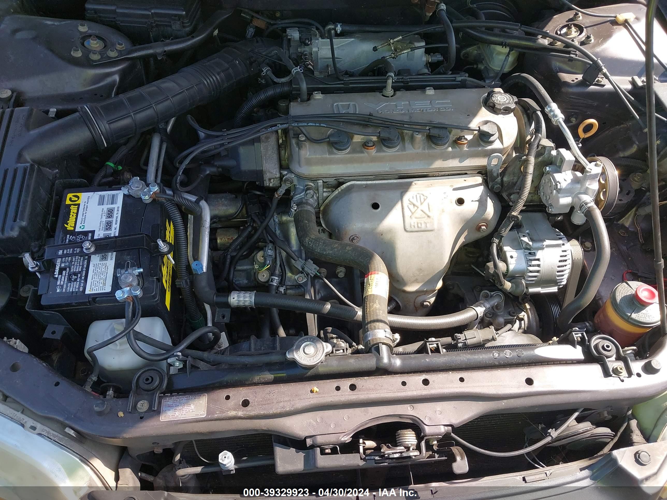 Photo 9 VIN: 1HGCG5642WA111265 - HONDA ACCORD 