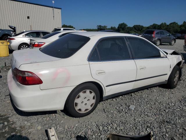 Photo 2 VIN: 1HGCG5642YA040443 - HONDA ACCORD LX 