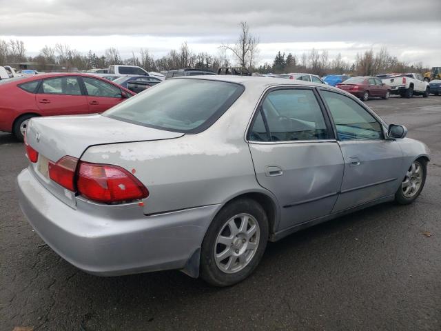 Photo 2 VIN: 1HGCG5642YA078951 - HONDA ACCORD 