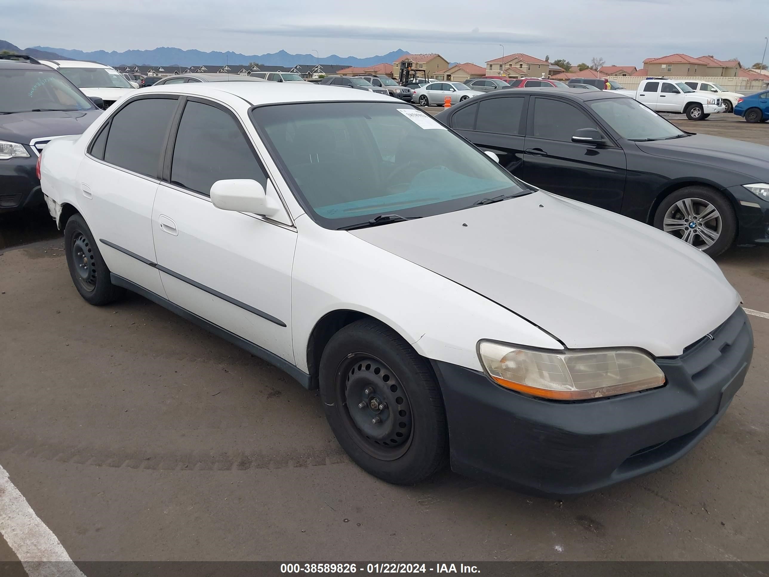 Photo 0 VIN: 1HGCG5643WA002636 - HONDA ACCORD 