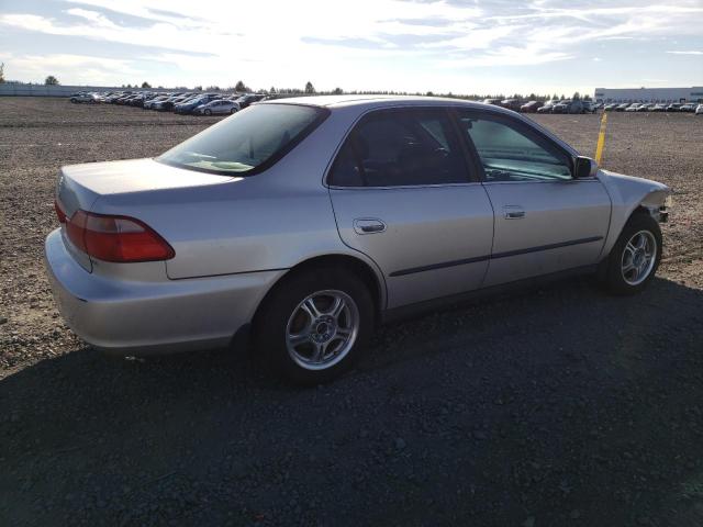 Photo 2 VIN: 1HGCG5643WA160135 - HONDA ACCORD 