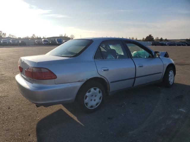 Photo 2 VIN: 1HGCG5643XA089360 - HONDA ACCORD 