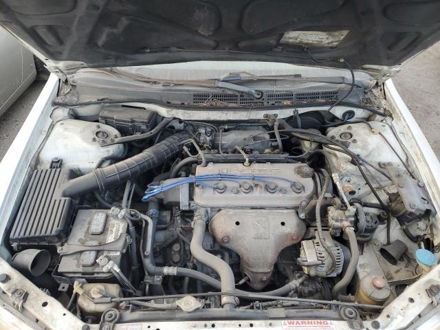 Photo 10 VIN: 1HGCG5643XA162887 - HONDA ACCORD LX 