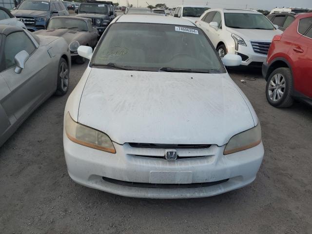 Photo 4 VIN: 1HGCG5643XA162887 - HONDA ACCORD LX 