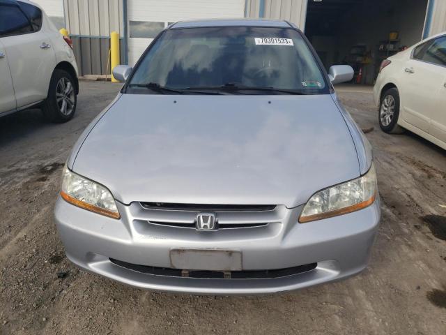 Photo 4 VIN: 1HGCG5644WA035676 - HONDA ACCORD LX 