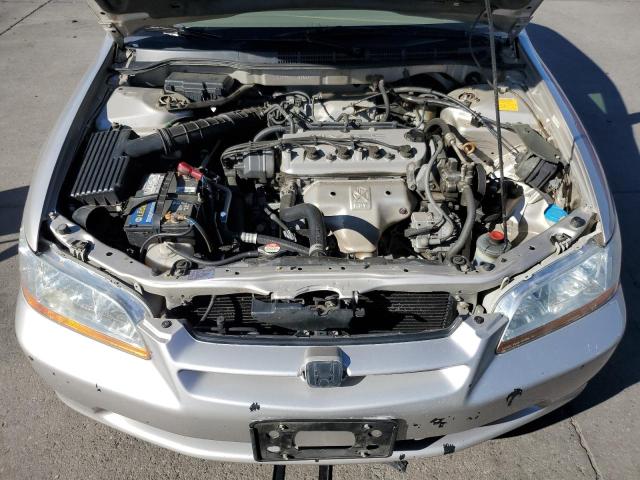 Photo 10 VIN: 1HGCG5644WA268294 - HONDA ACCORD 