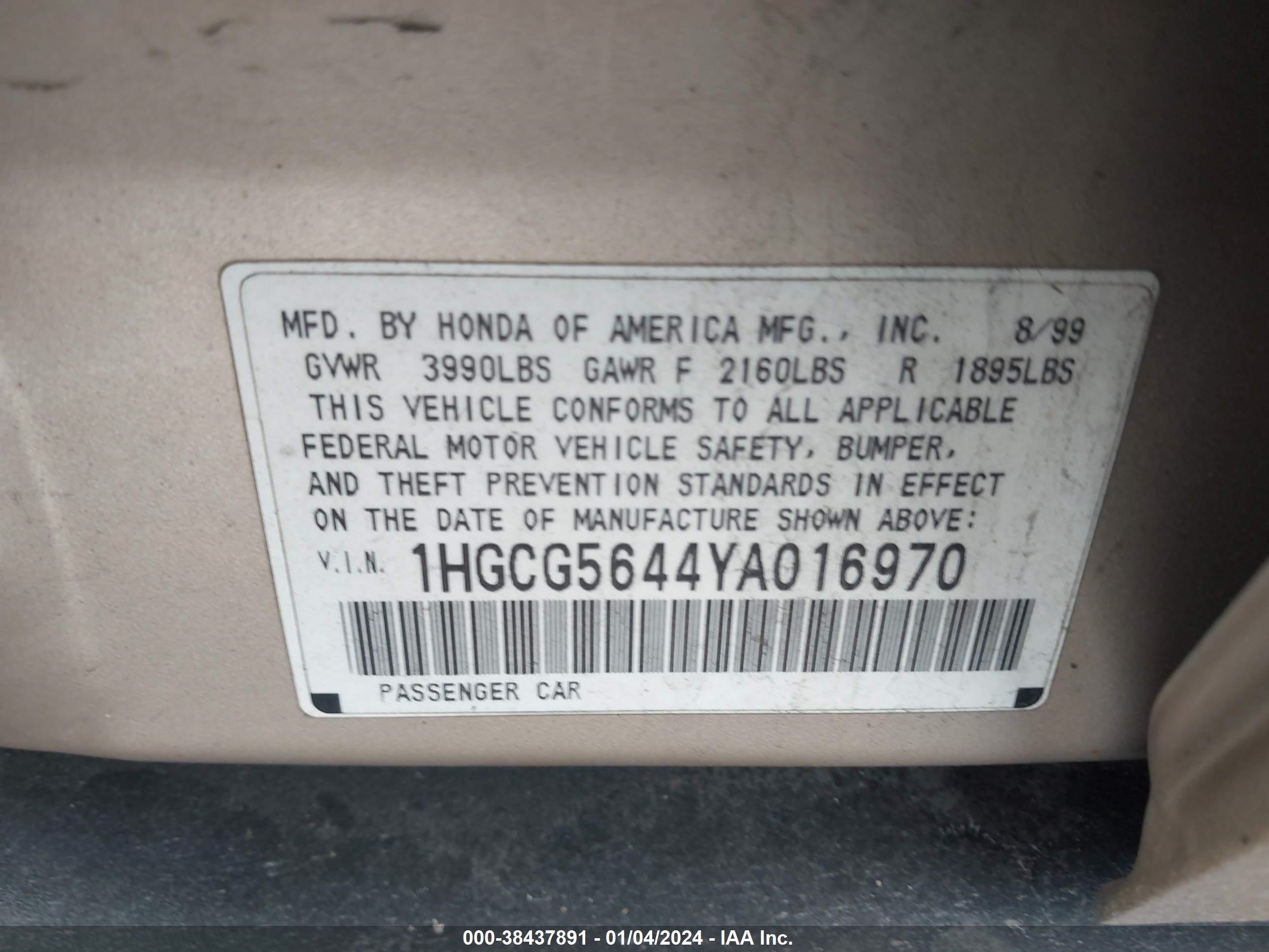 Photo 8 VIN: 1HGCG5644YA016970 - HONDA ACCORD 