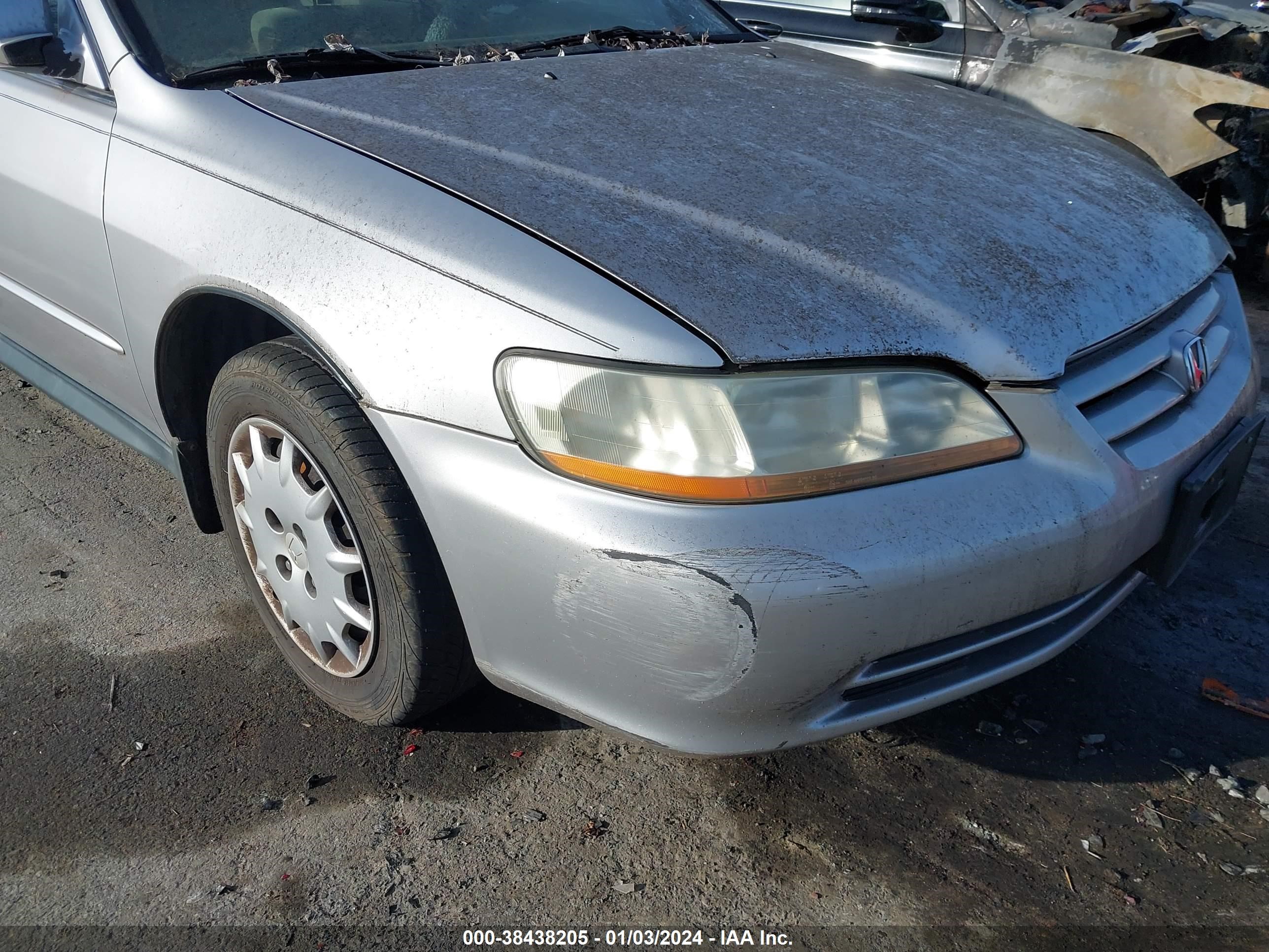 Photo 5 VIN: 1HGCG56451A043925 - HONDA ACCORD 