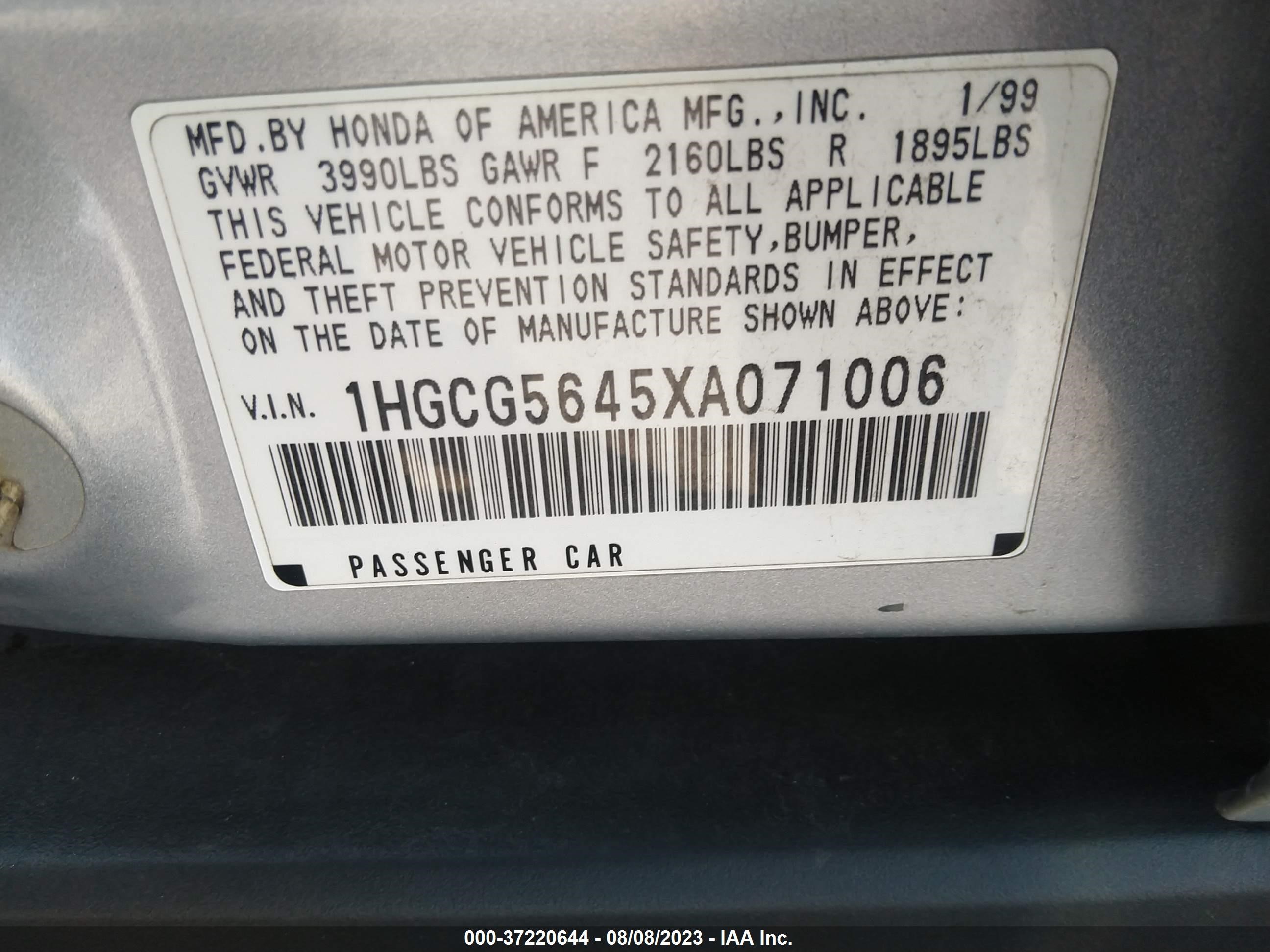 Photo 8 VIN: 1HGCG5645XA071006 - HONDA ACCORD 