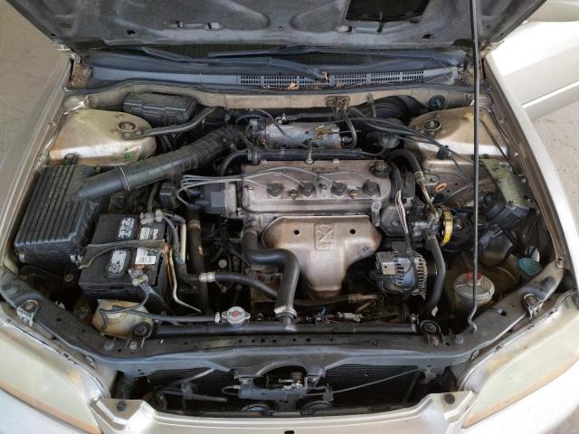 Photo 6 VIN: 1HGCG56461A084578 - HONDA ACCORD LX 