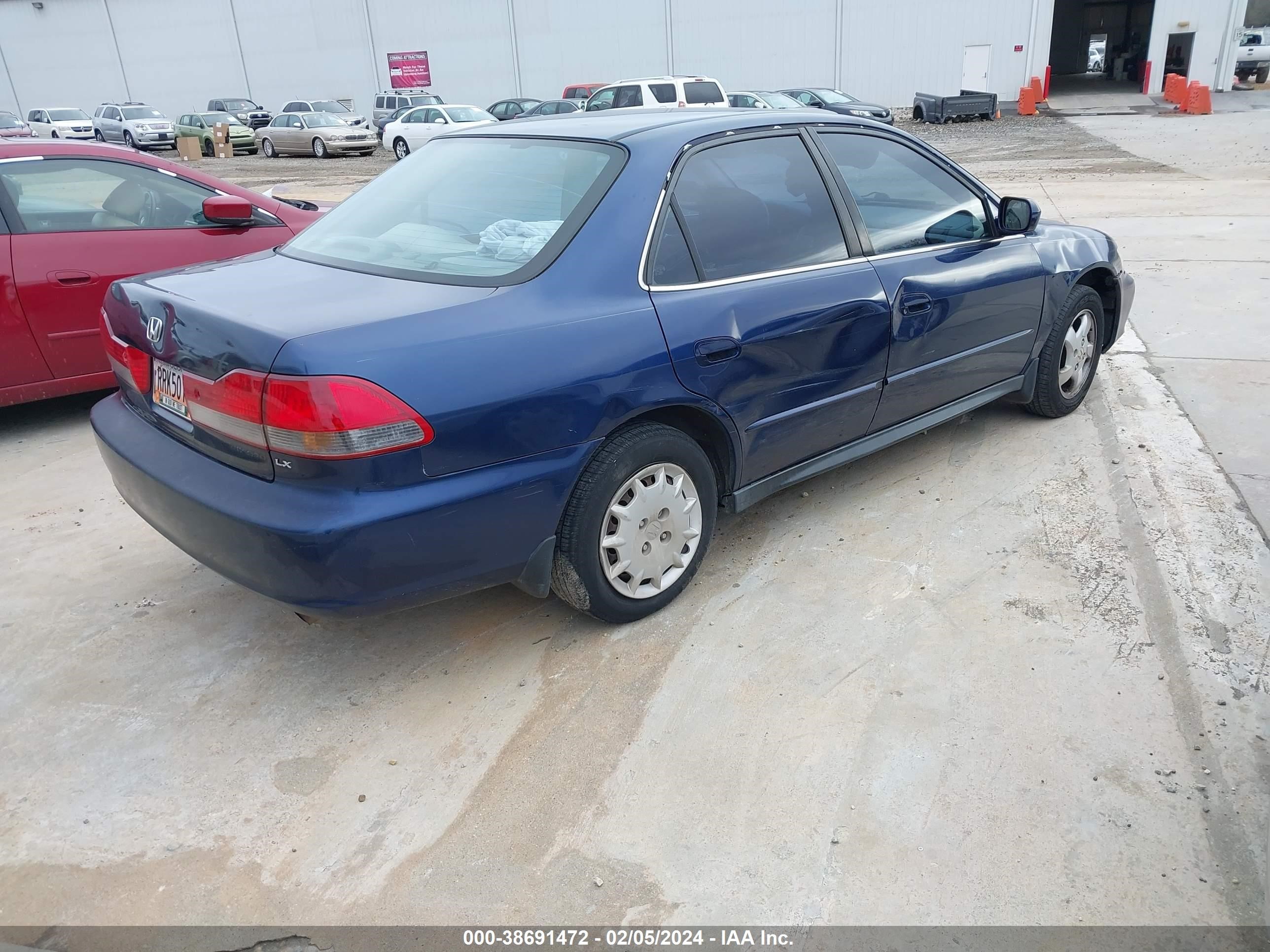 Photo 3 VIN: 1HGCG56462A046270 - HONDA ACCORD 