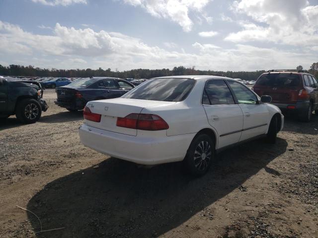 Photo 3 VIN: 1HGCG5646XA116132 - HONDA ACCORD LX 