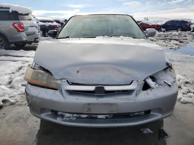 Photo 4 VIN: 1HGCG5646YA053373 - HONDA ACCORD LX 