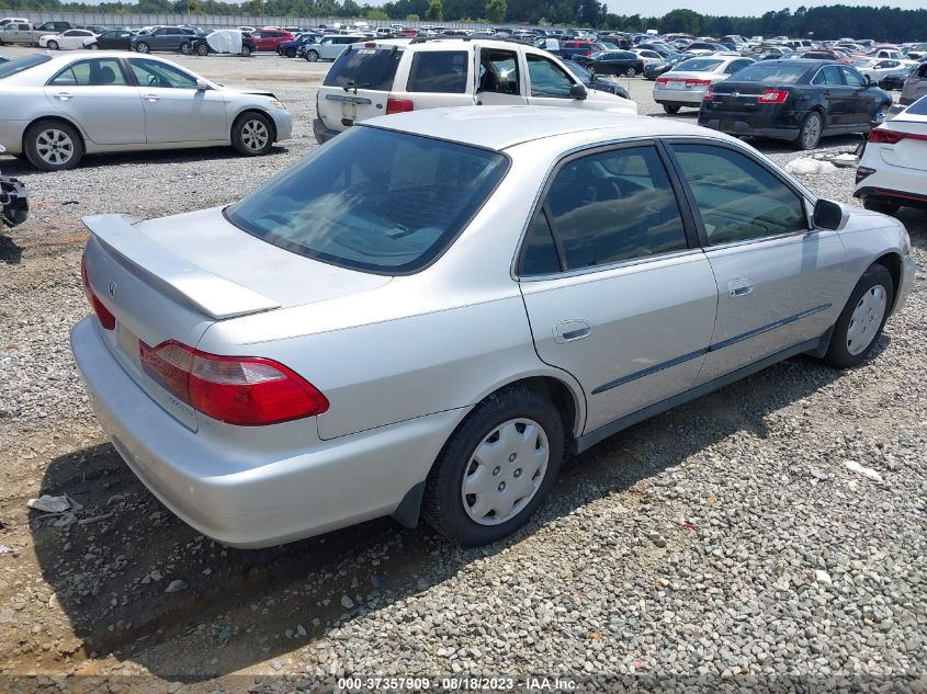 Photo 3 VIN: 1HGCG5647XA161774 - HONDA ACCORD 