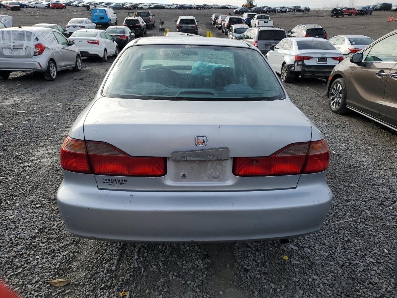 Photo 5 VIN: 1HGCG5647YA076256 - HONDA ACCORD 