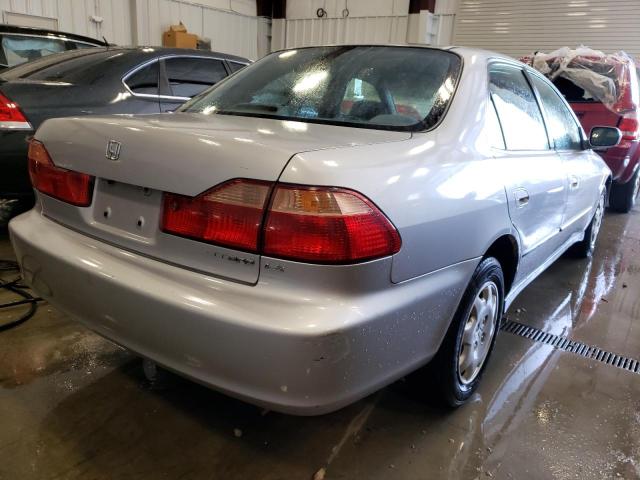 Photo 3 VIN: 1HGCG5647YA138500 - HONDA ACCORD LX 