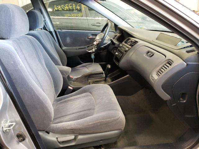 Photo 4 VIN: 1HGCG5647YA138500 - HONDA ACCORD LX 