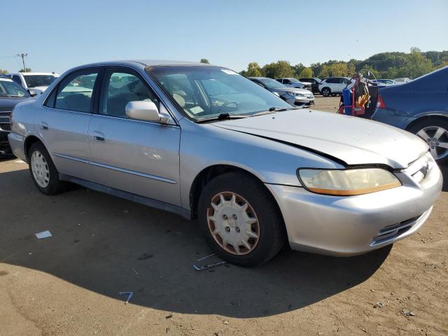 Photo 3 VIN: 1HGCG56482A053480 - HONDA ACCORD LX 