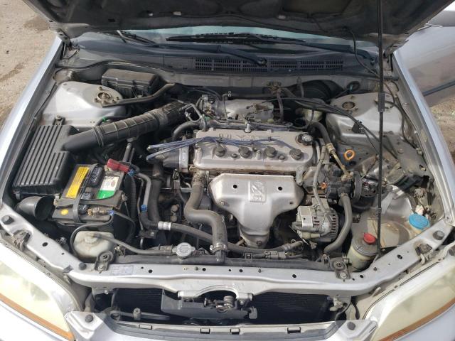 Photo 10 VIN: 1HGCG5648XA138066 - HONDA ACCORD 