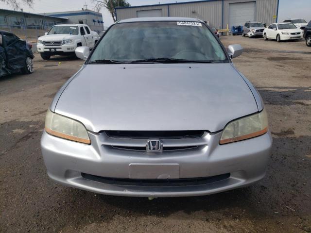 Photo 4 VIN: 1HGCG5648XA138066 - HONDA ACCORD 