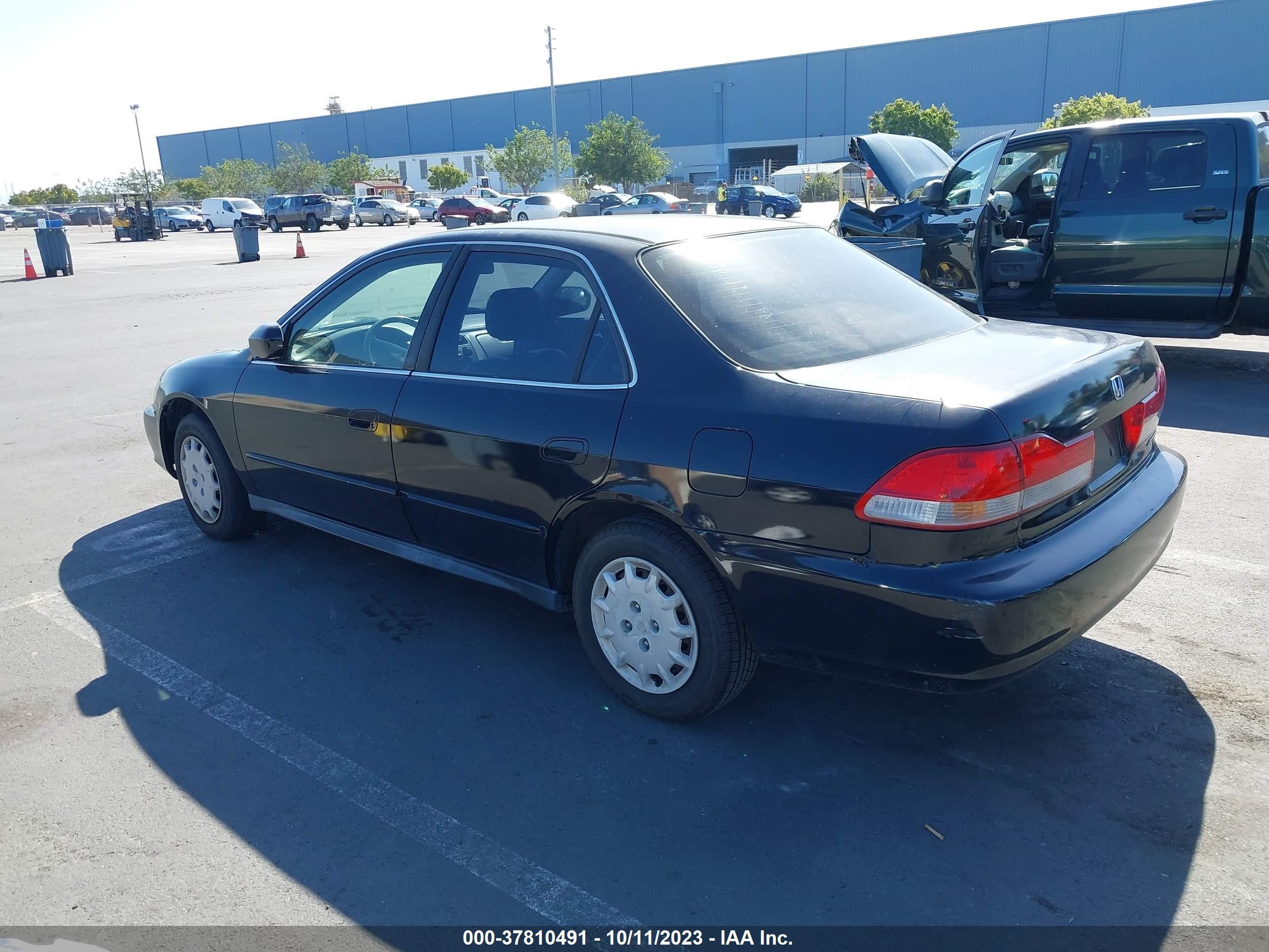 Photo 2 VIN: 1HGCG56491A131697 - HONDA ACCORD 