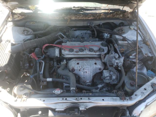 Photo 6 VIN: 1HGCG56492A044139 - HONDA ACCORD 